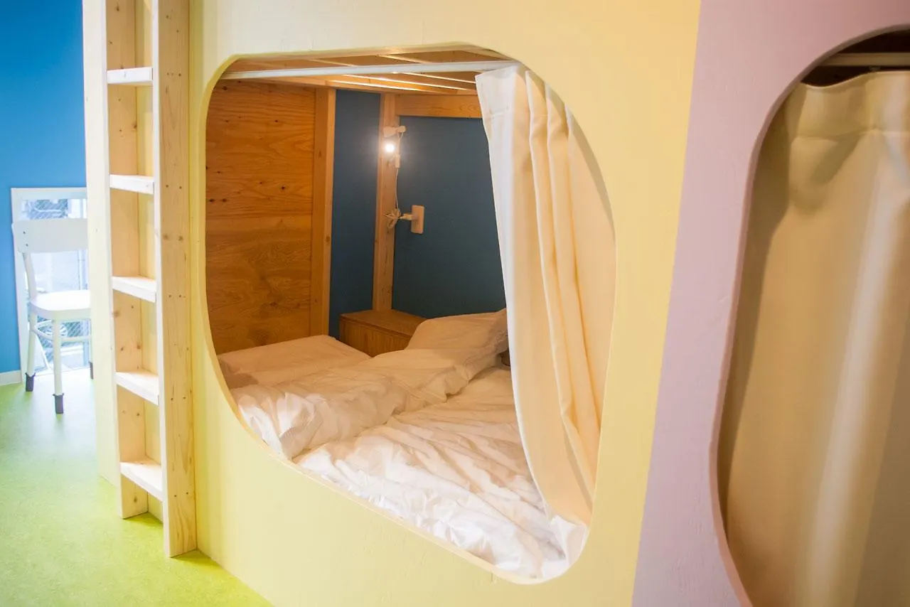 Picnic Hostel Osaka Japan